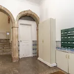 Lv Premier Baixa- Cr * ליסבון